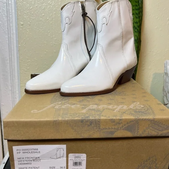 Free People New Frontier Western Boots - Picture 11 of 13